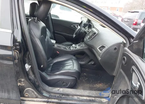 2015 Chrysler 200 Limited z USA, uszkodzony, nr VIN 1C3CCCAB6FN605291